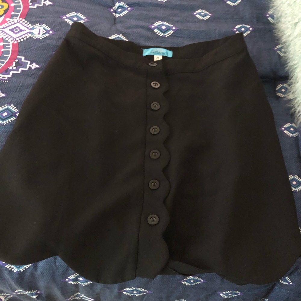 Black Francesca’s skirt NWOT
